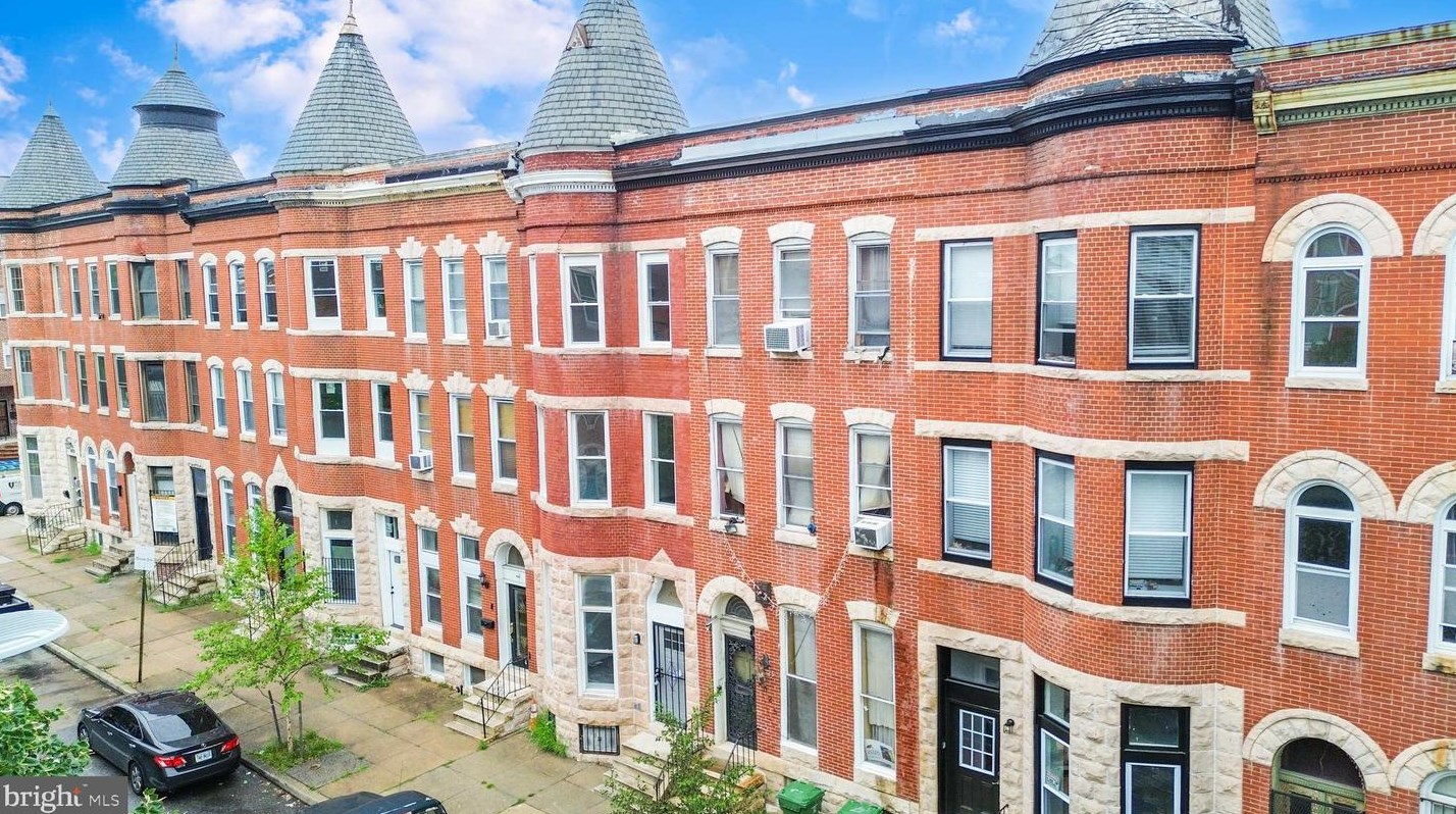 2027 Mcculloh St, Baltimore MD  21217-3530 exterior