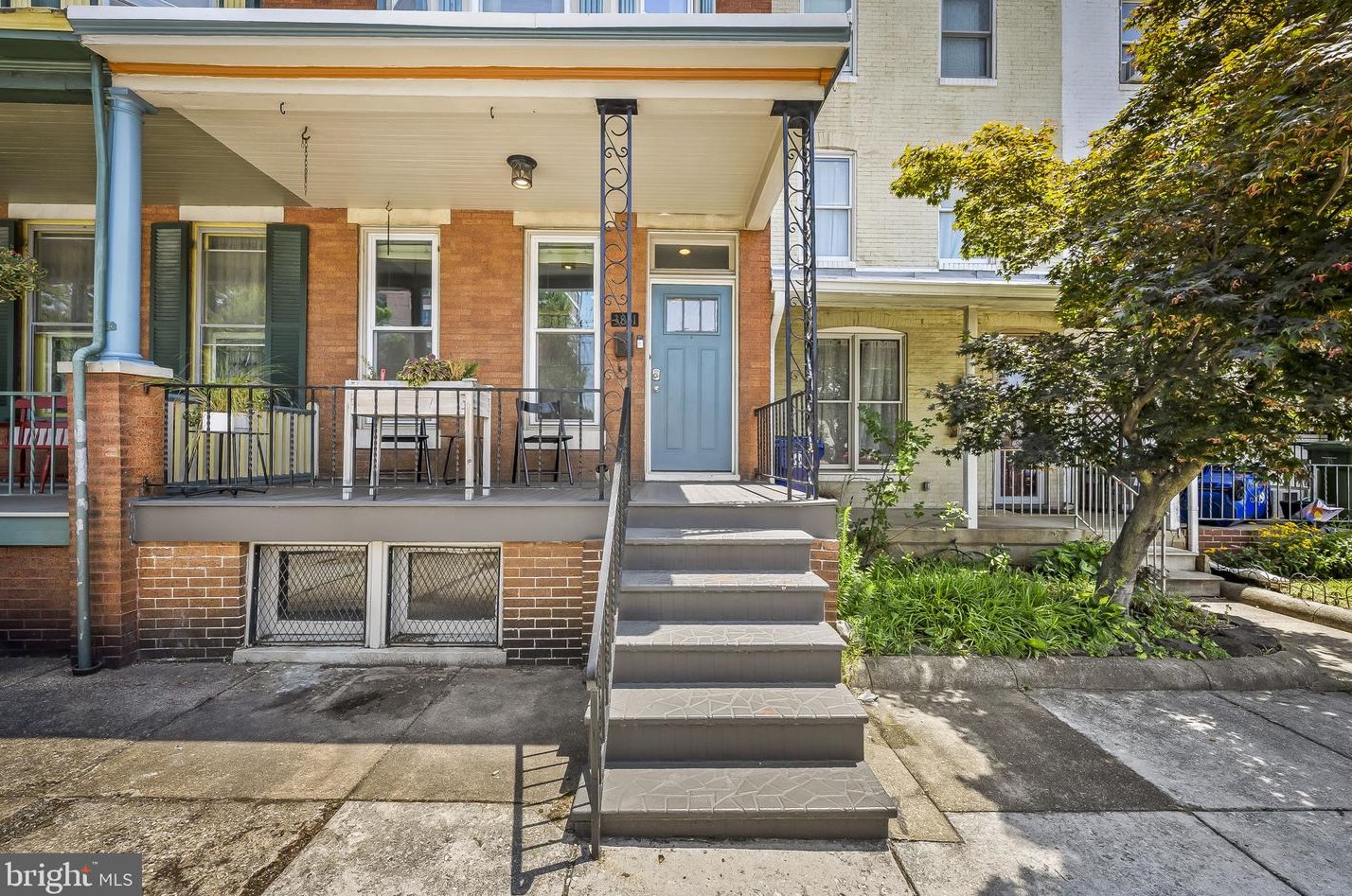 3831 Roland Ave, Baltimore MD  21211-2040 exterior