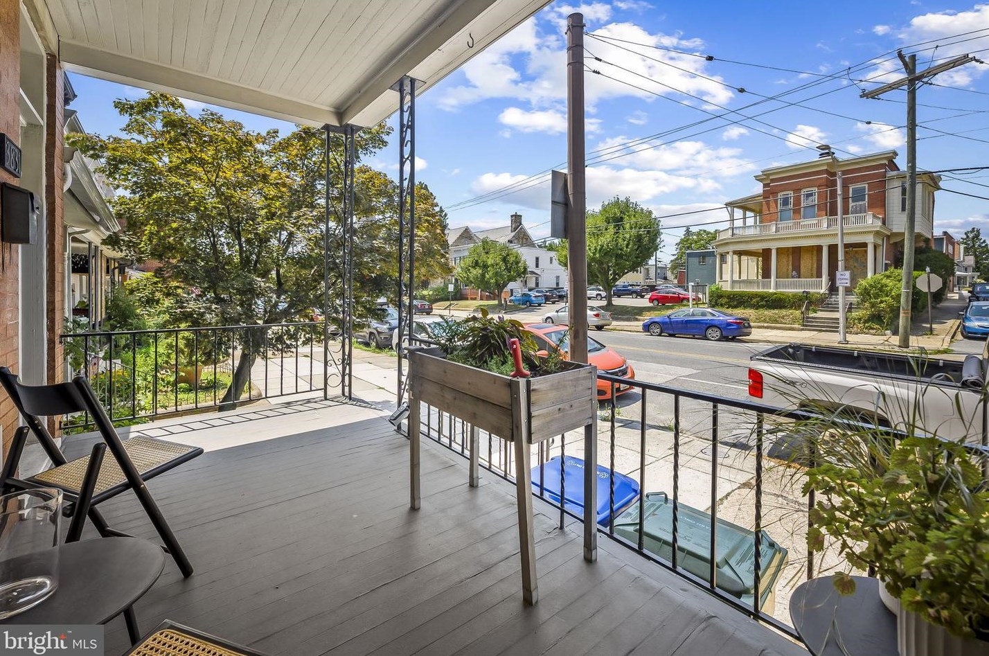 3831 Roland Ave, Baltimore MD  21211-2040 exterior