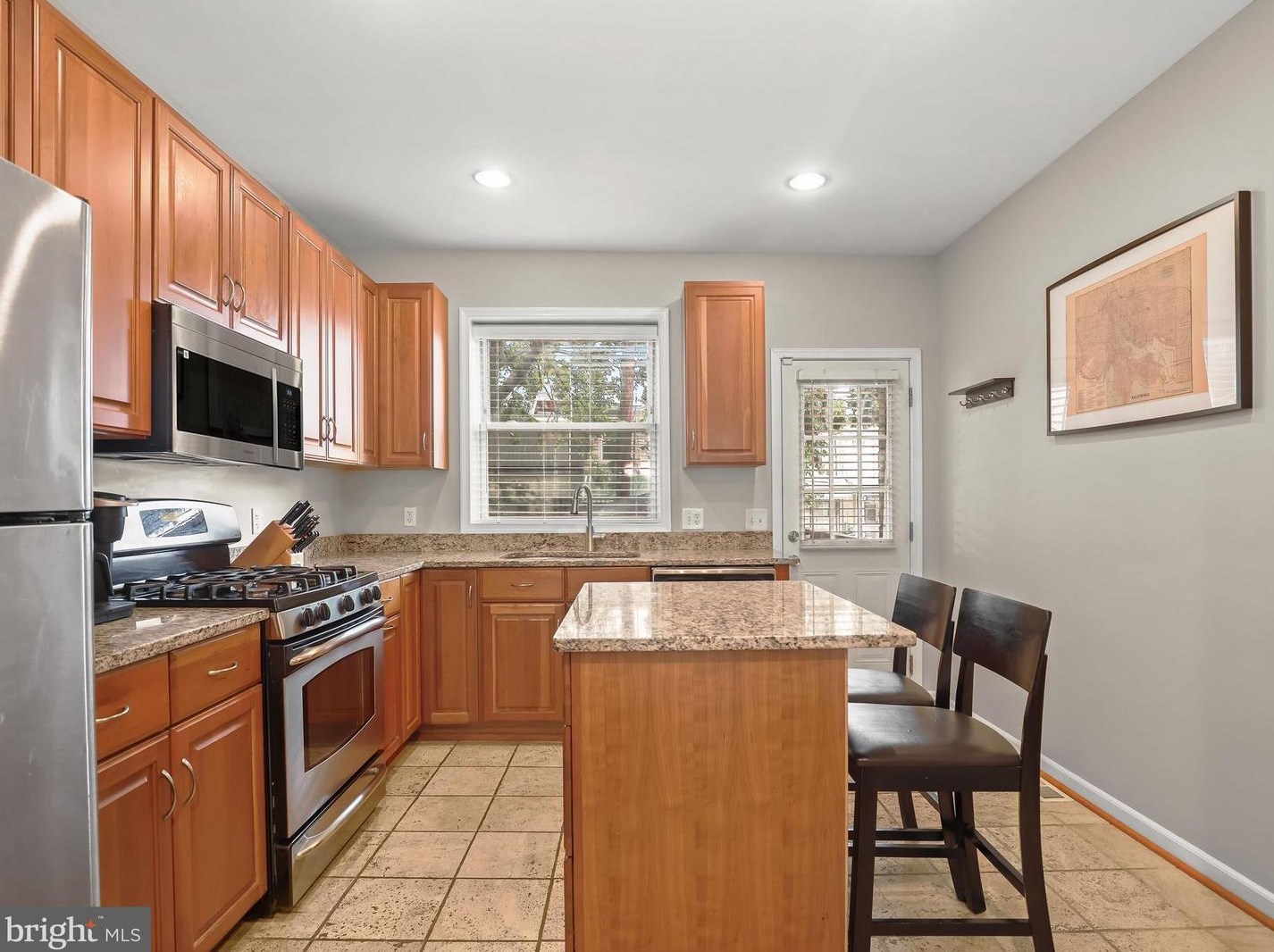 511 Luzerne Ave, Baltimore MD 21205-2610 exterior