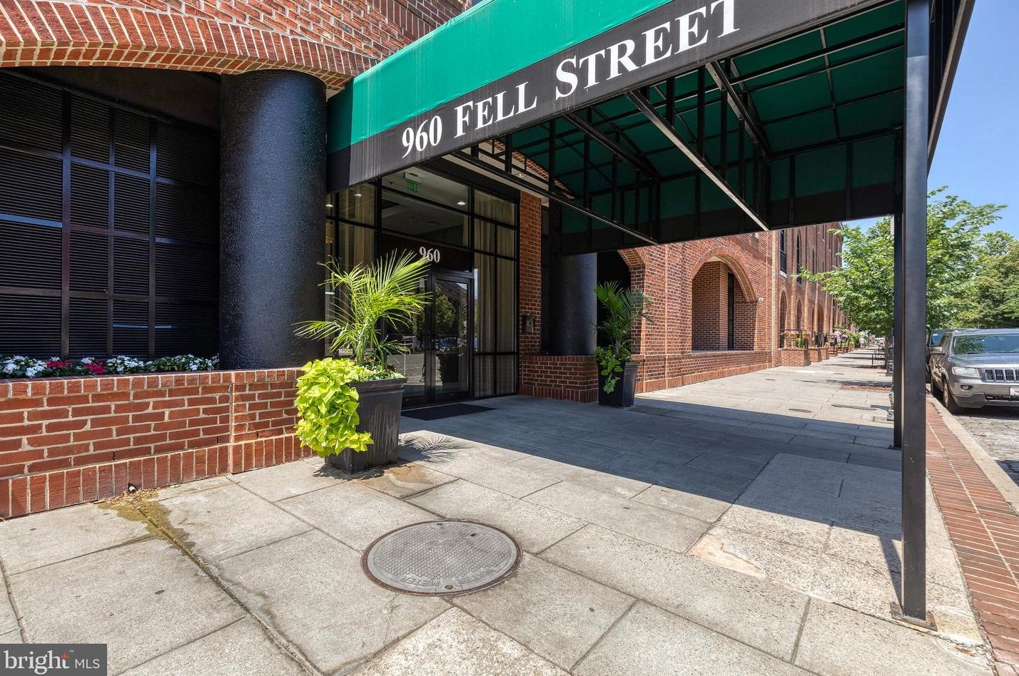 960 Fell St, Baltimore MD  21231-3520 exterior