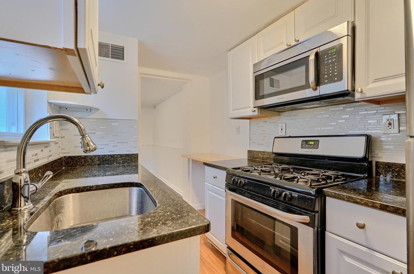 2212 Fleet St, Baltimore MD 21224-3741 exterior