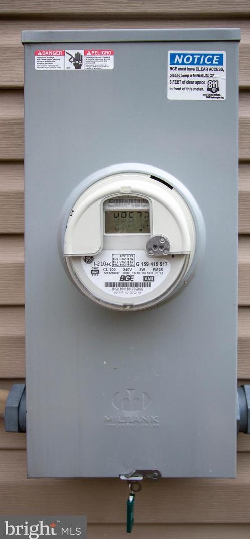 3813 Belle Ave, Baltimore MD 21215-4918 exterior