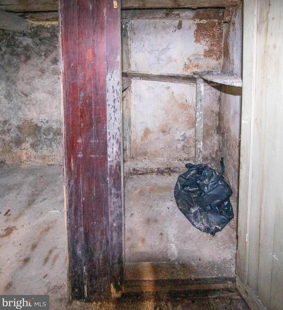 3813 Belle Ave, Baltimore MD 21215-4918 exterior