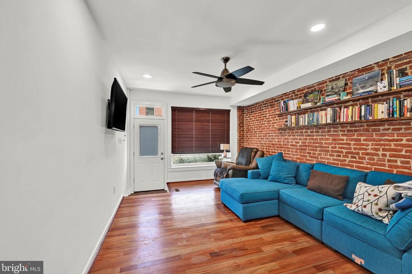 1 Decker Ave, Baltimore MD  21224-1354 exterior