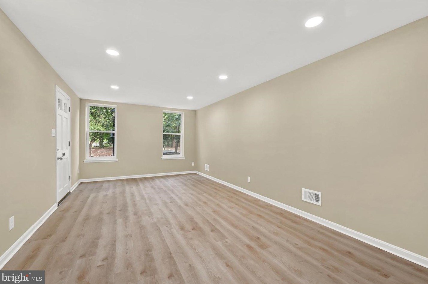 534 Paca St, Baltimore MD 21230-1918 exterior