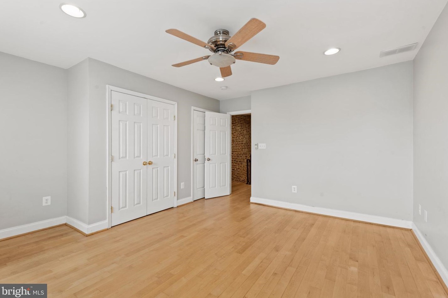 1705 Light St, Baltimore MD 21230-3935 exterior