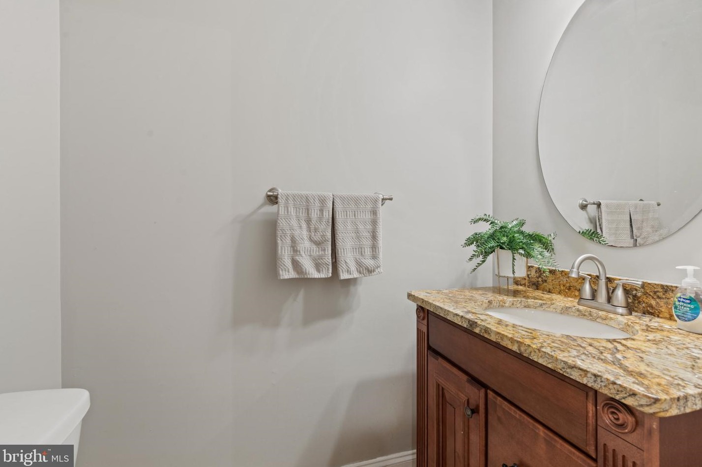 1705 Light St, Baltimore MD 21230-3935 exterior