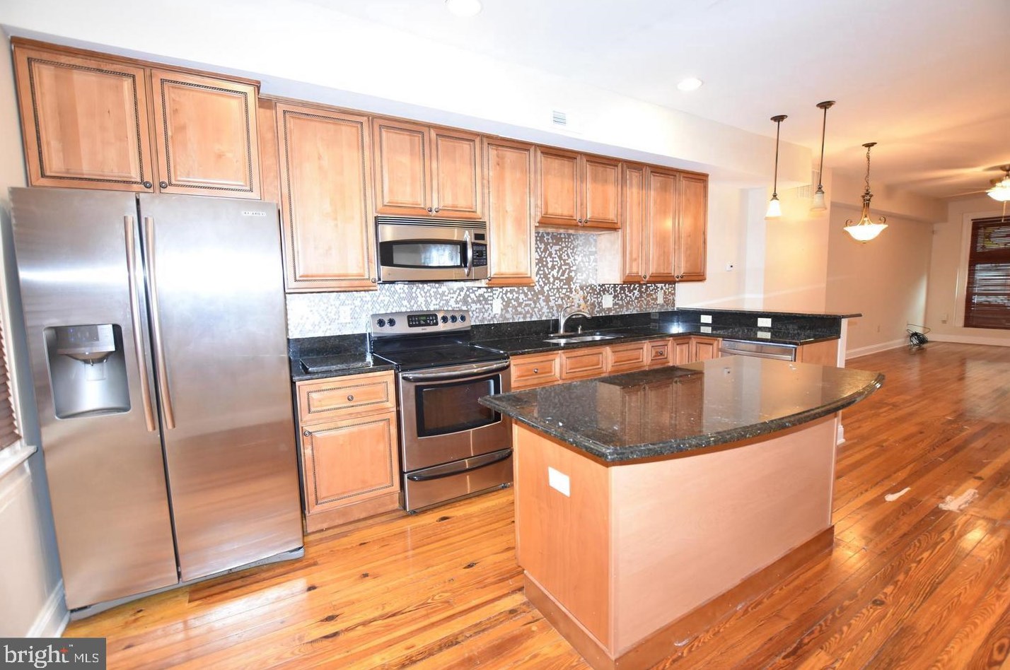 616 Linwood Ave, Baltimore MD  21205-2707 exterior