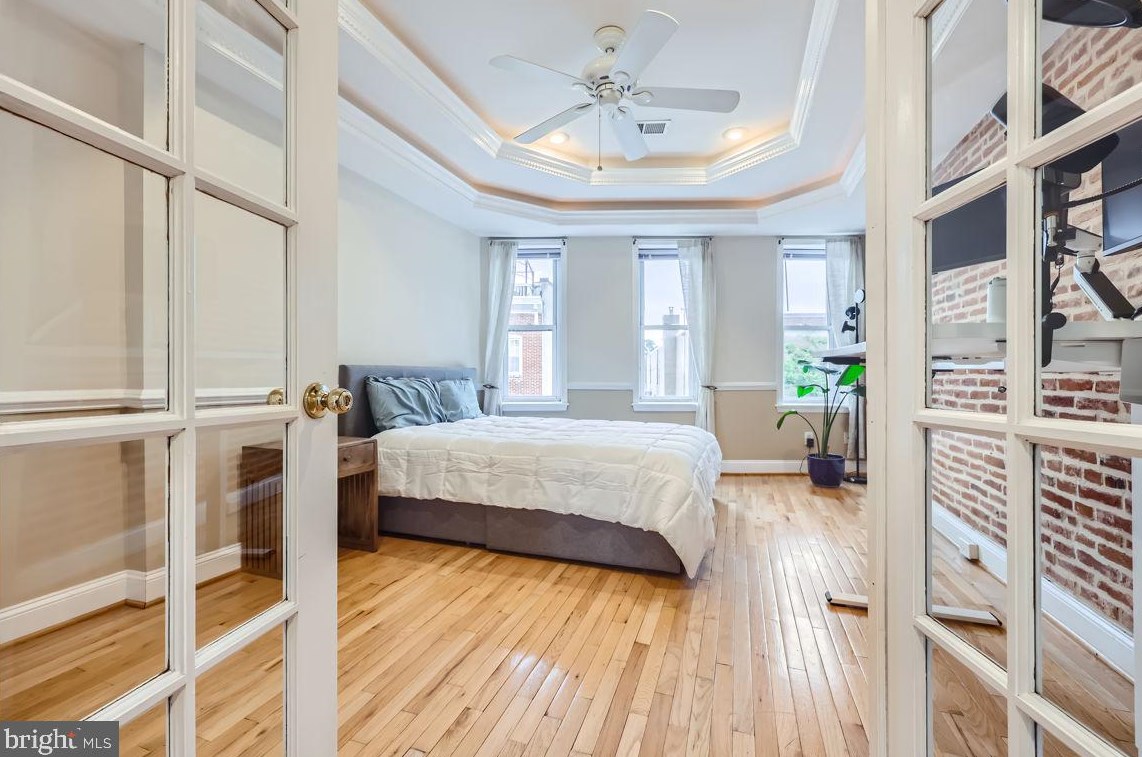 1616 Light St, Baltimore MD 21230-4017 exterior