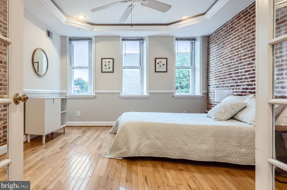 1616 Light St, Baltimore MD 21230-4017 exterior