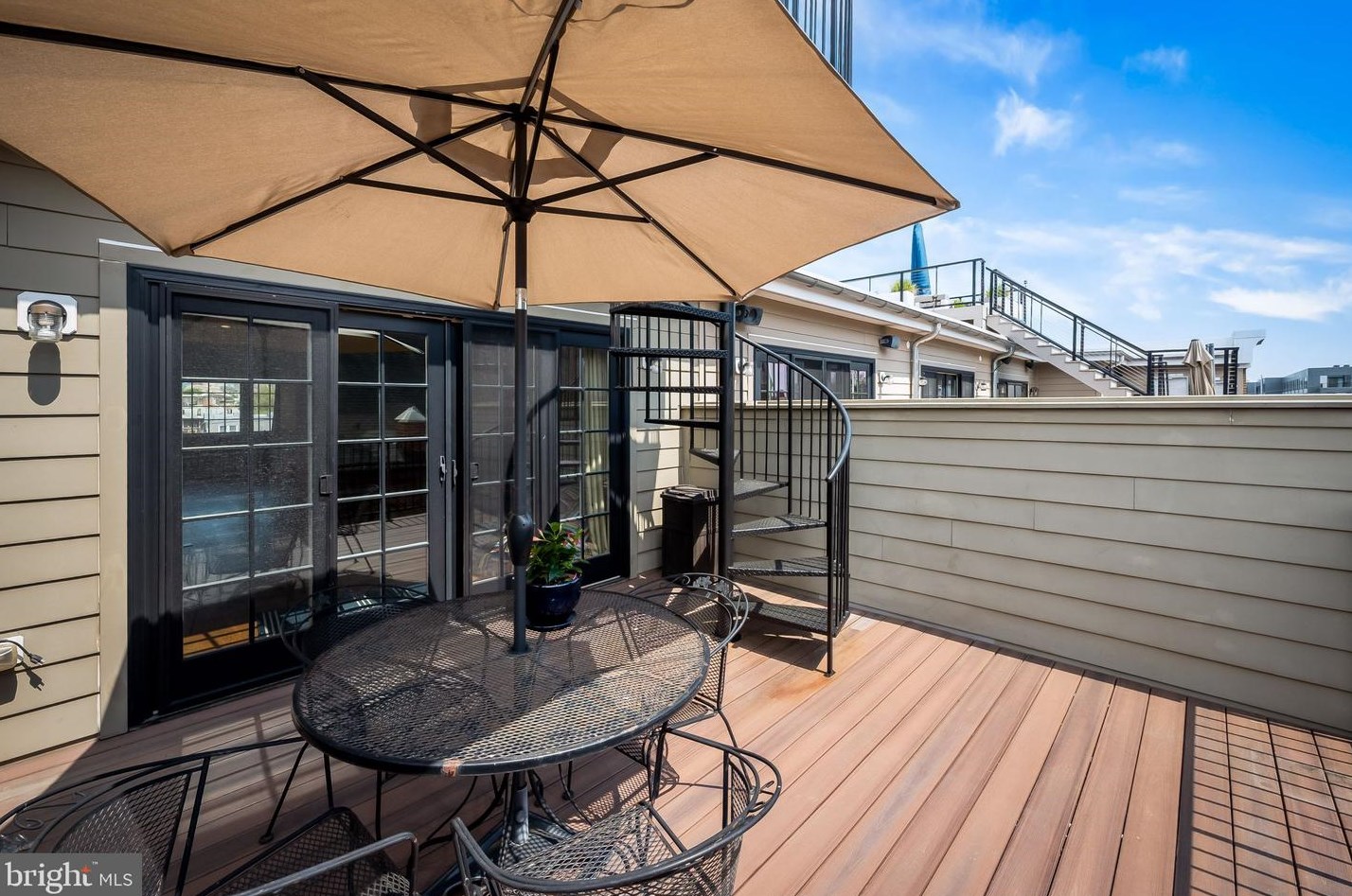 1741 Aliceanna St, Baltimore MD 21202-4647 exterior