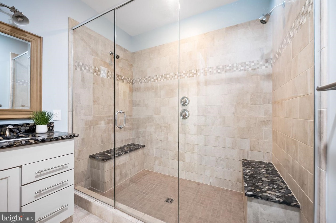 1741 Aliceanna St, Baltimore MD 21202-4647 exterior