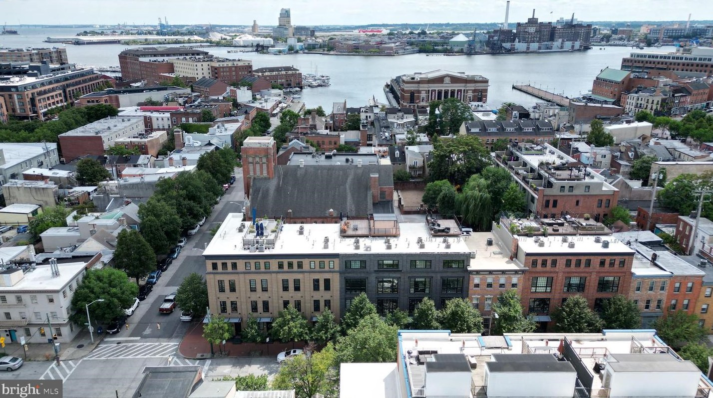 1741 Aliceanna St, Baltimore MD 21202-4647 exterior