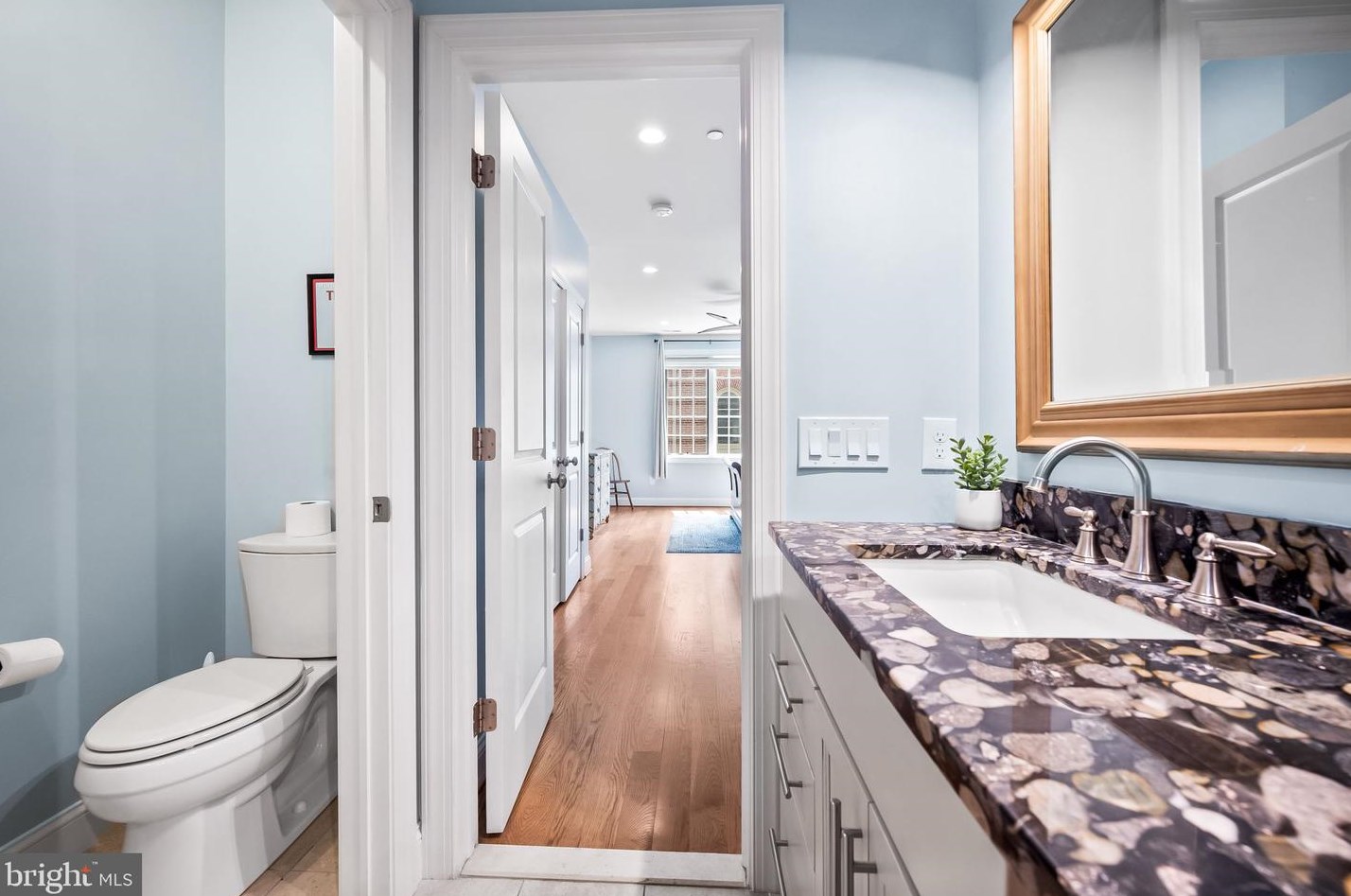 1741 Aliceanna St, Baltimore MD 21202-4647 exterior