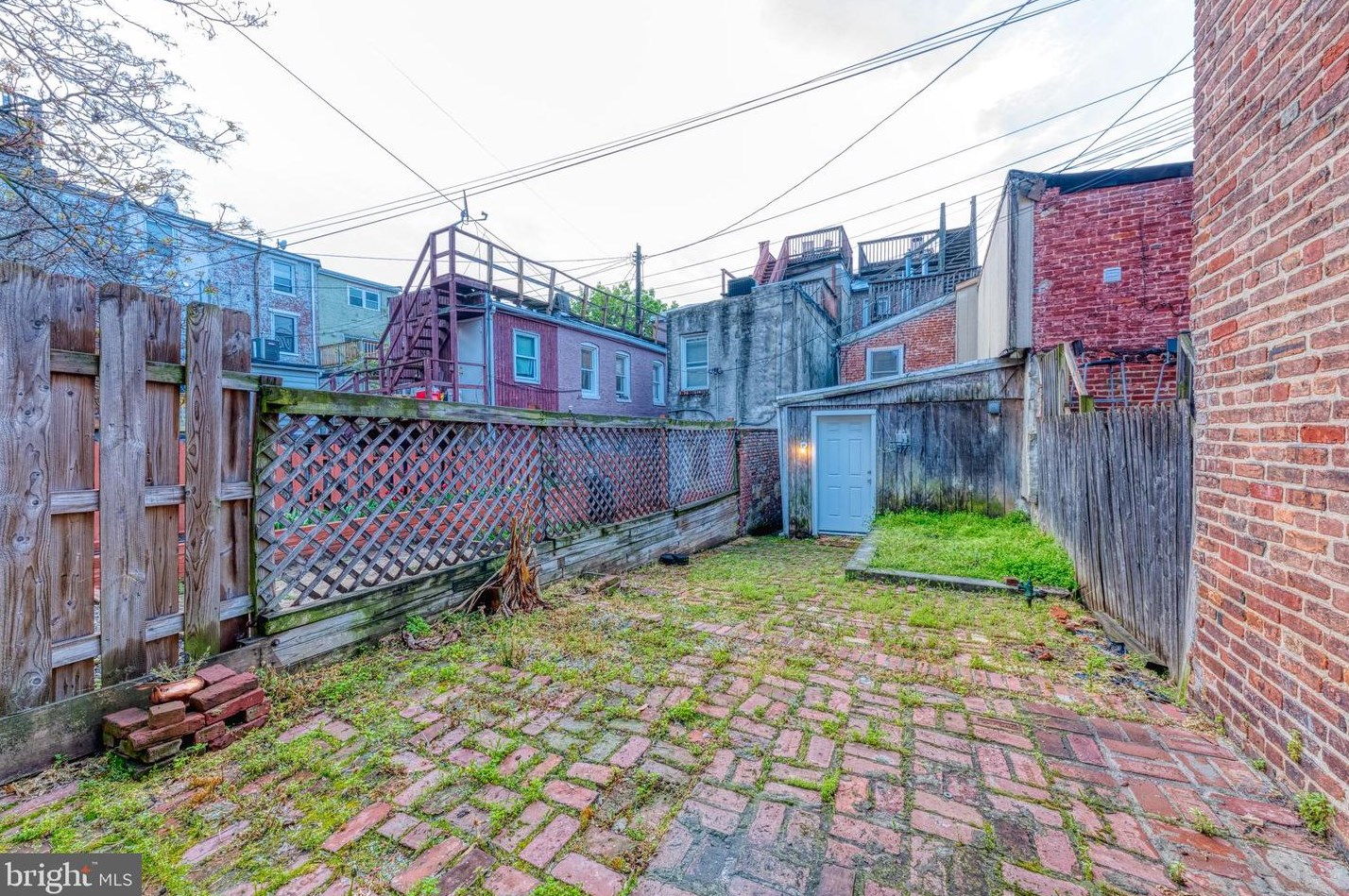 1922 Gough St, Baltimore MD  21231-2614 exterior