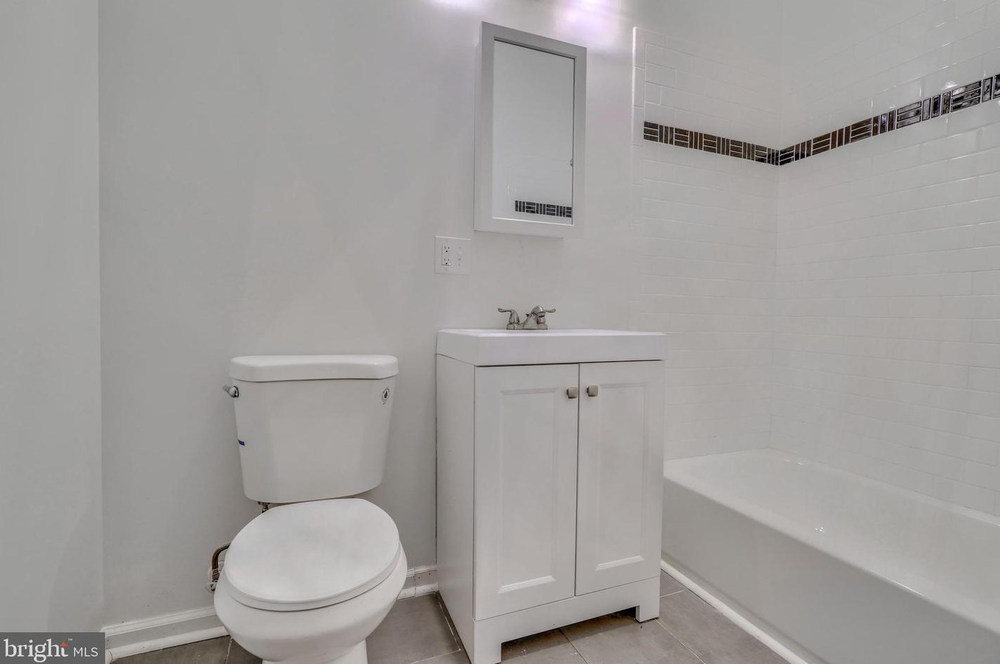 3524 Keswick Rd, Baltimore MD  21211-2600 exterior