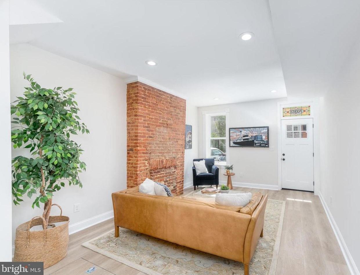 2036 Gough St, Baltimore MD  21231-2618 exterior