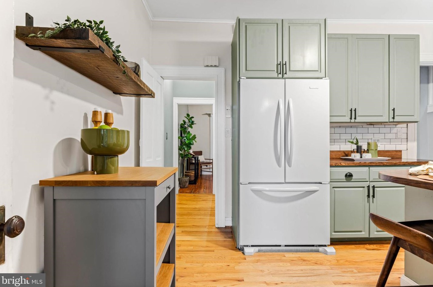 4016 Roland Ave, Baltimore MD  21211-2031 exterior