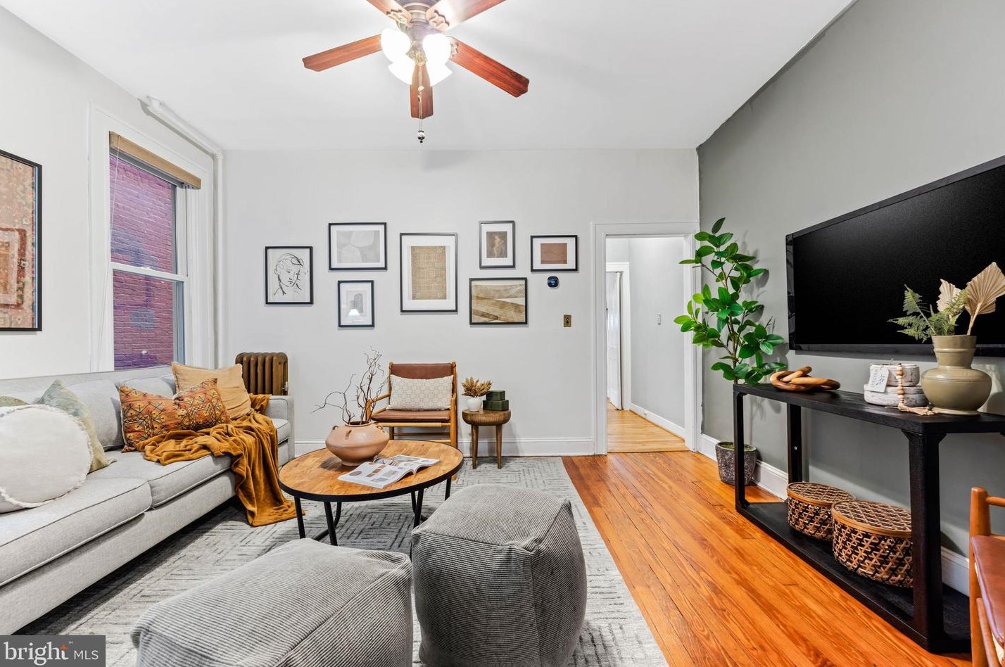4016 Roland Ave, Baltimore MD  21211-2031 exterior
