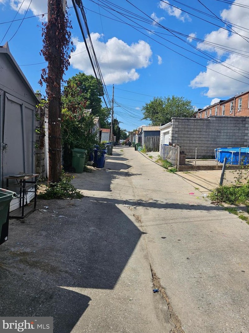 3227 Dudley Ave, Baltimore MD  21213-1711 exterior