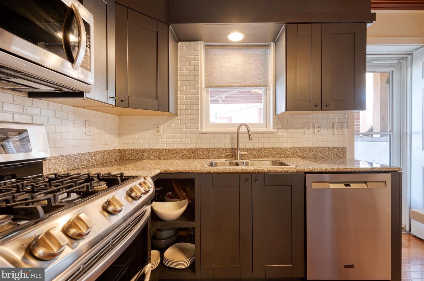 3106 Fleet St, Baltimore MD  21224-3927 exterior