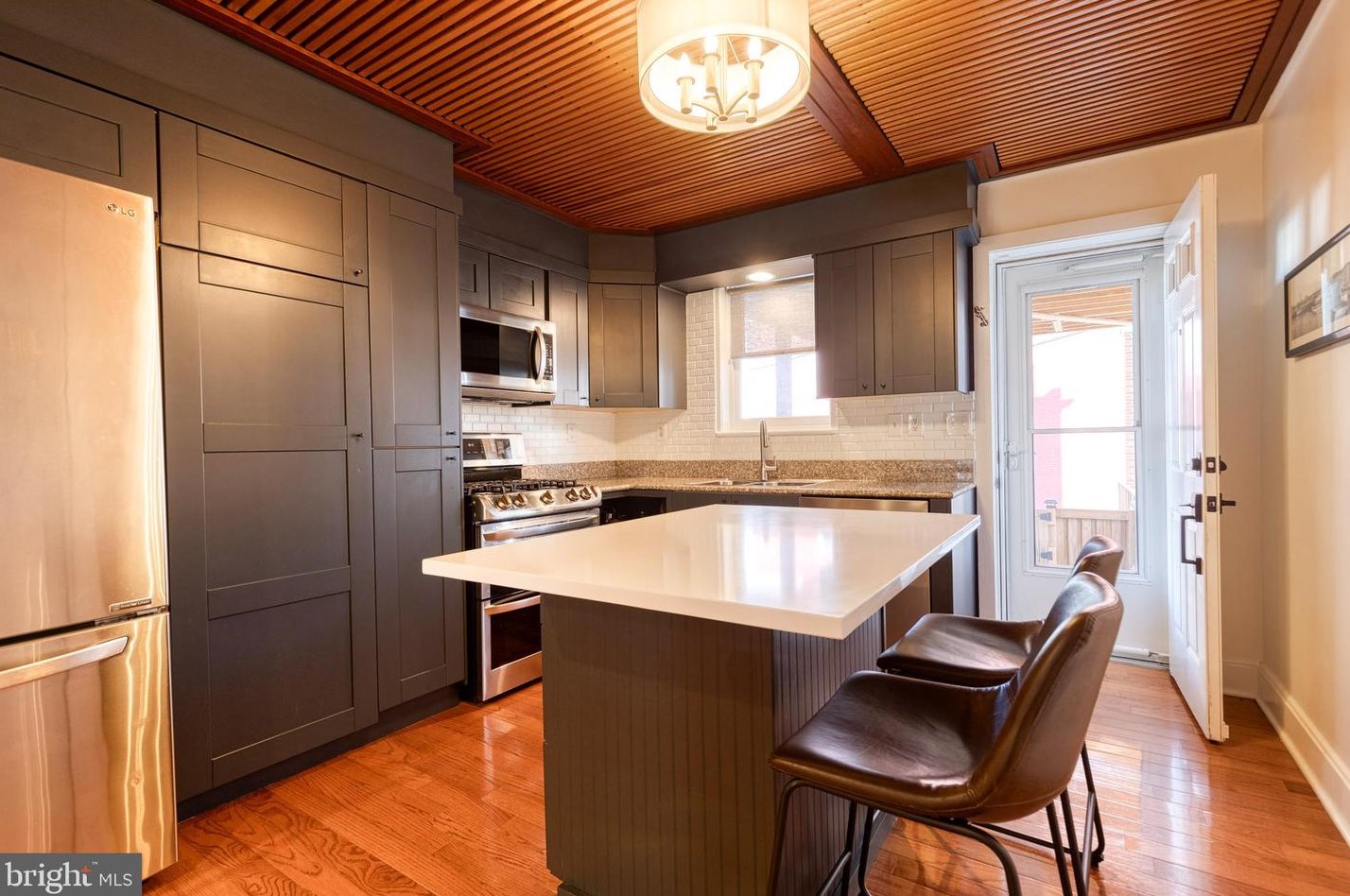 3106 Fleet St, Baltimore MD  21224-3927 exterior