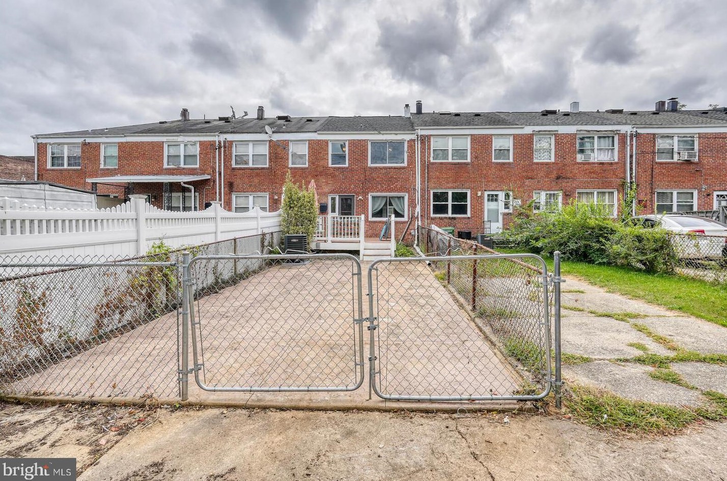 5652 Kavon Ave, Baltimore MD 21206-3626 exterior