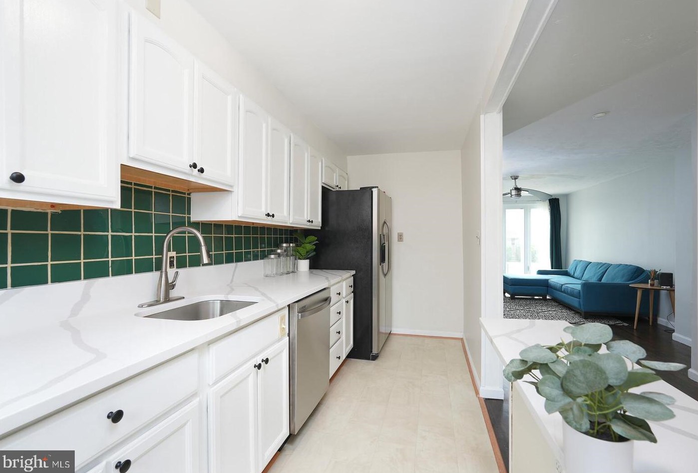 5652 Kavon Ave, Baltimore MD 21206-3626 exterior