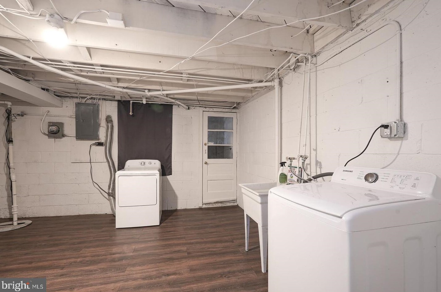 5652 Kavon Ave, Baltimore MD 21206-3626 exterior