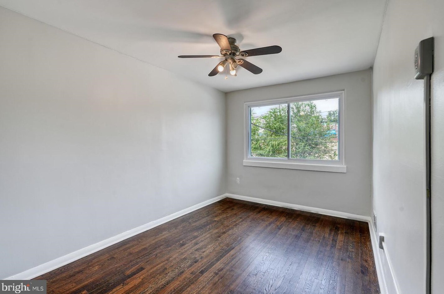 5652 Kavon Ave, Baltimore MD 21206-3626 exterior