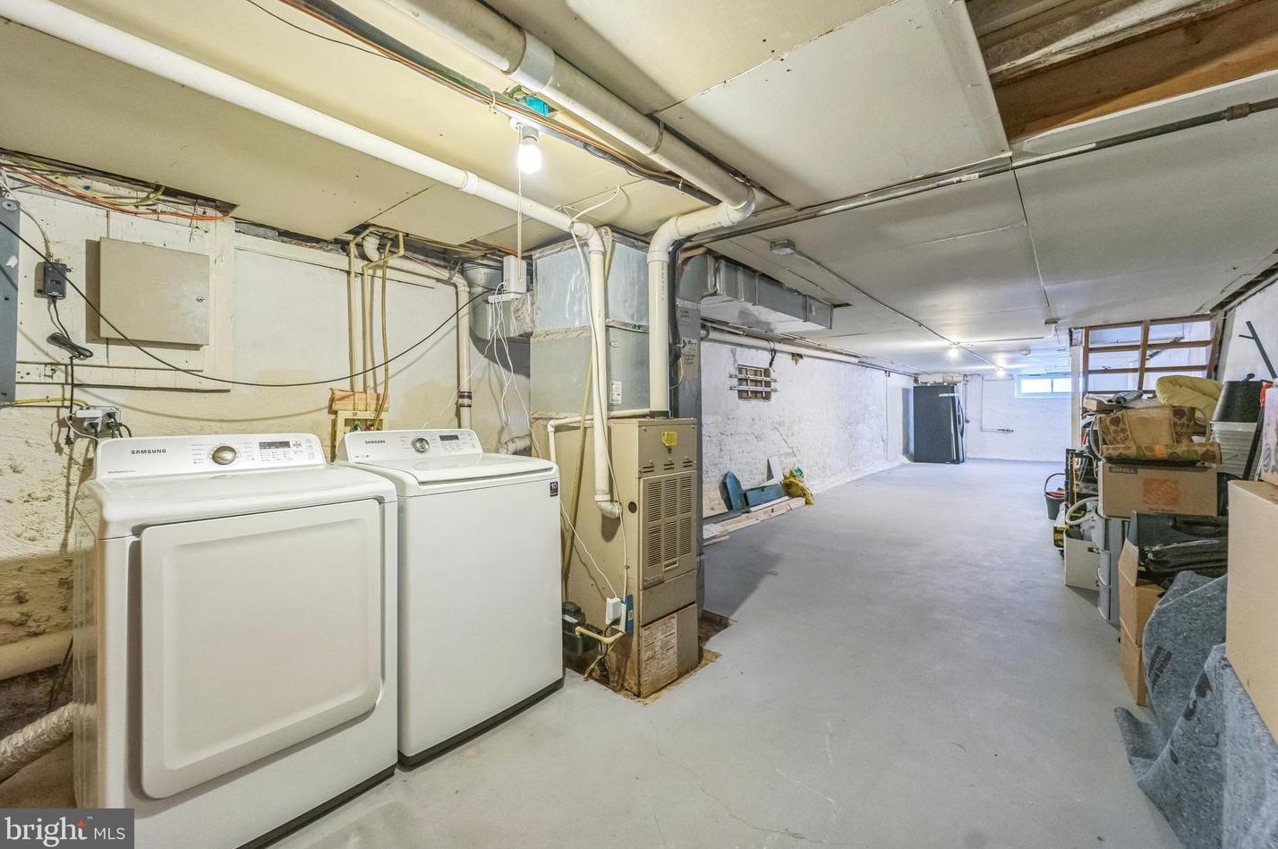 221 Lakewood Ave, Baltimore MD 21224-1143 exterior