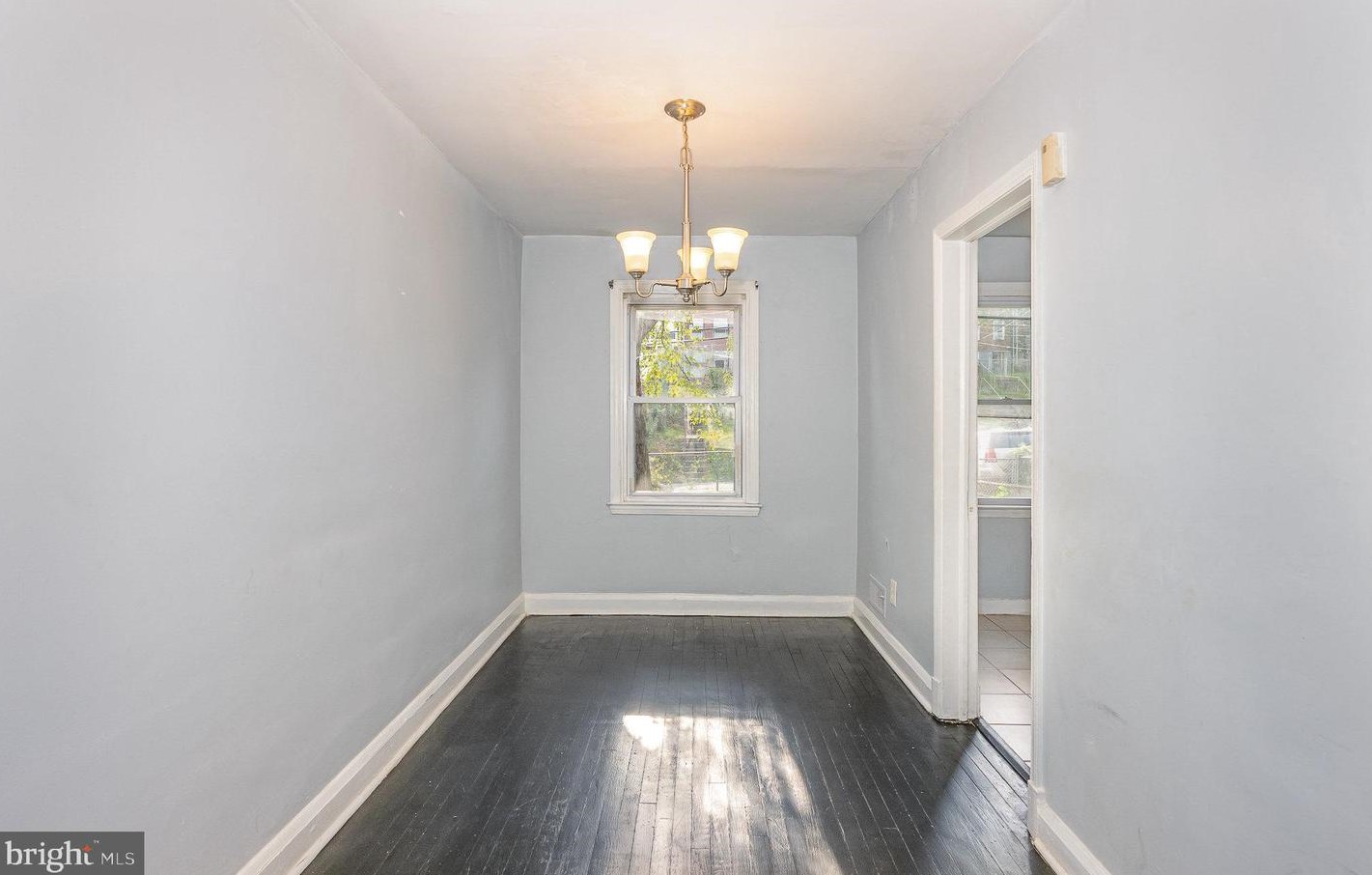 3633 Dudley Ave, Baltimore MD 21213-1828 exterior