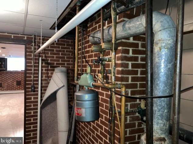 231 Bouldin St, Baltimore MD  21224-5019 exterior