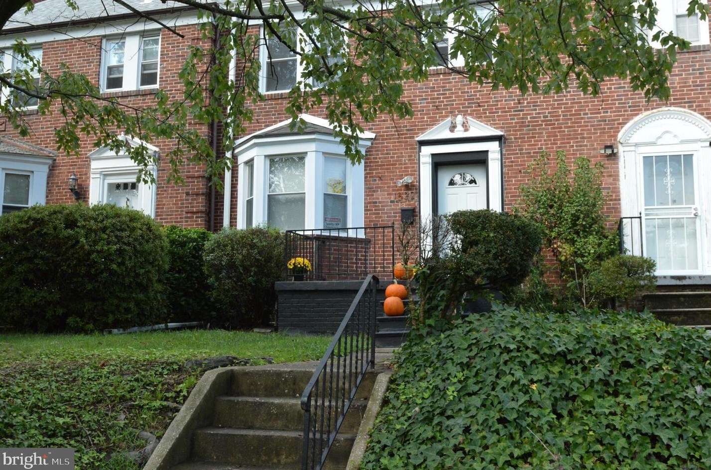 1522 Roundhill Rd, Baltimore MD  21218-2211 exterior
