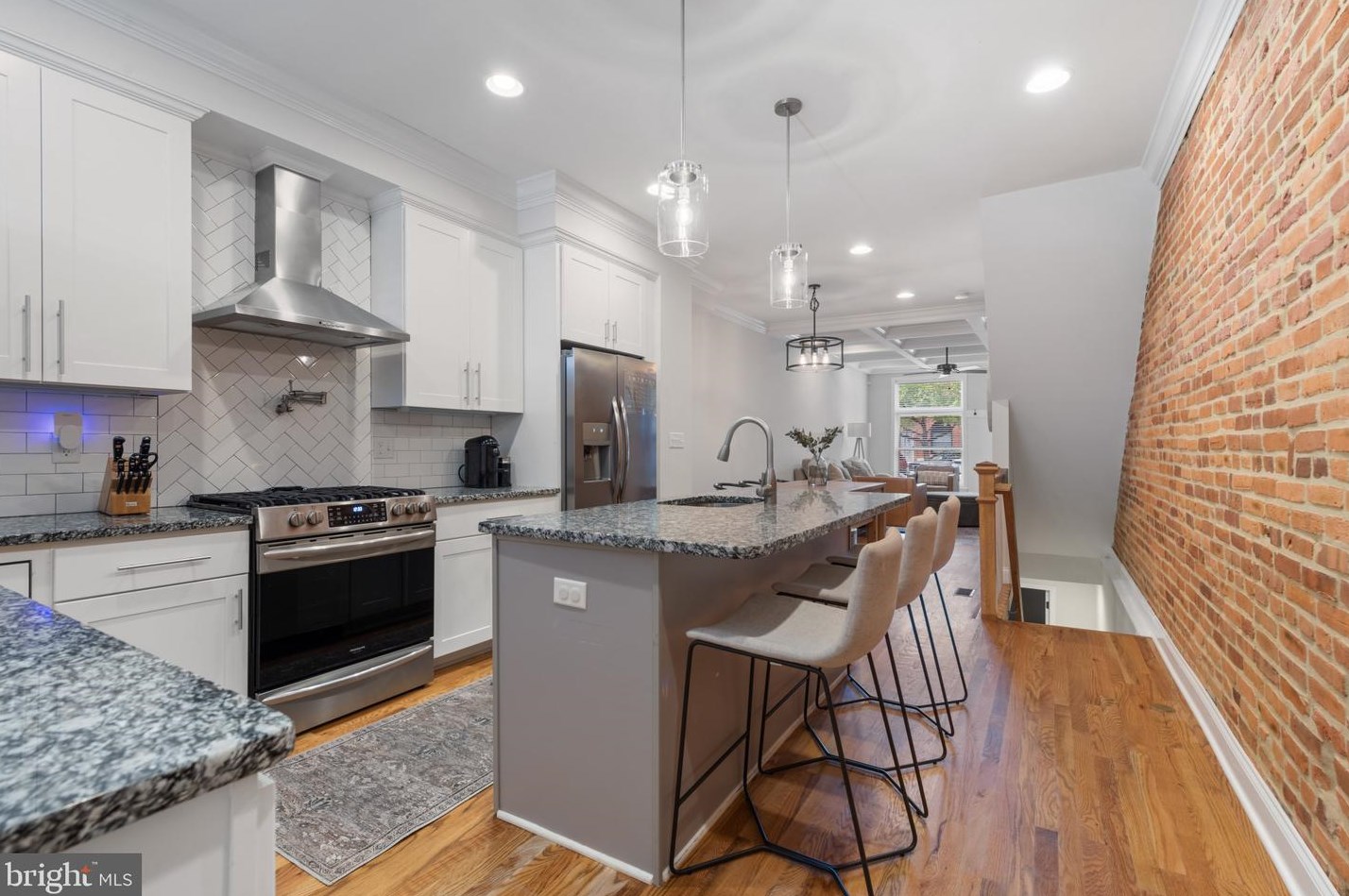729 Conkling St, Baltimore MD  21224-4302 exterior