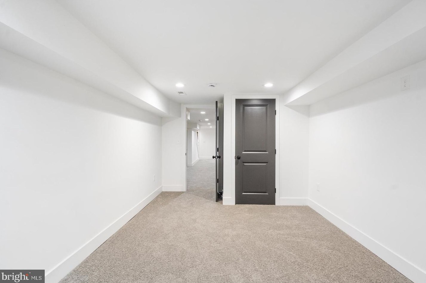 722 21 St, Baltimore MD 21218-6119 exterior