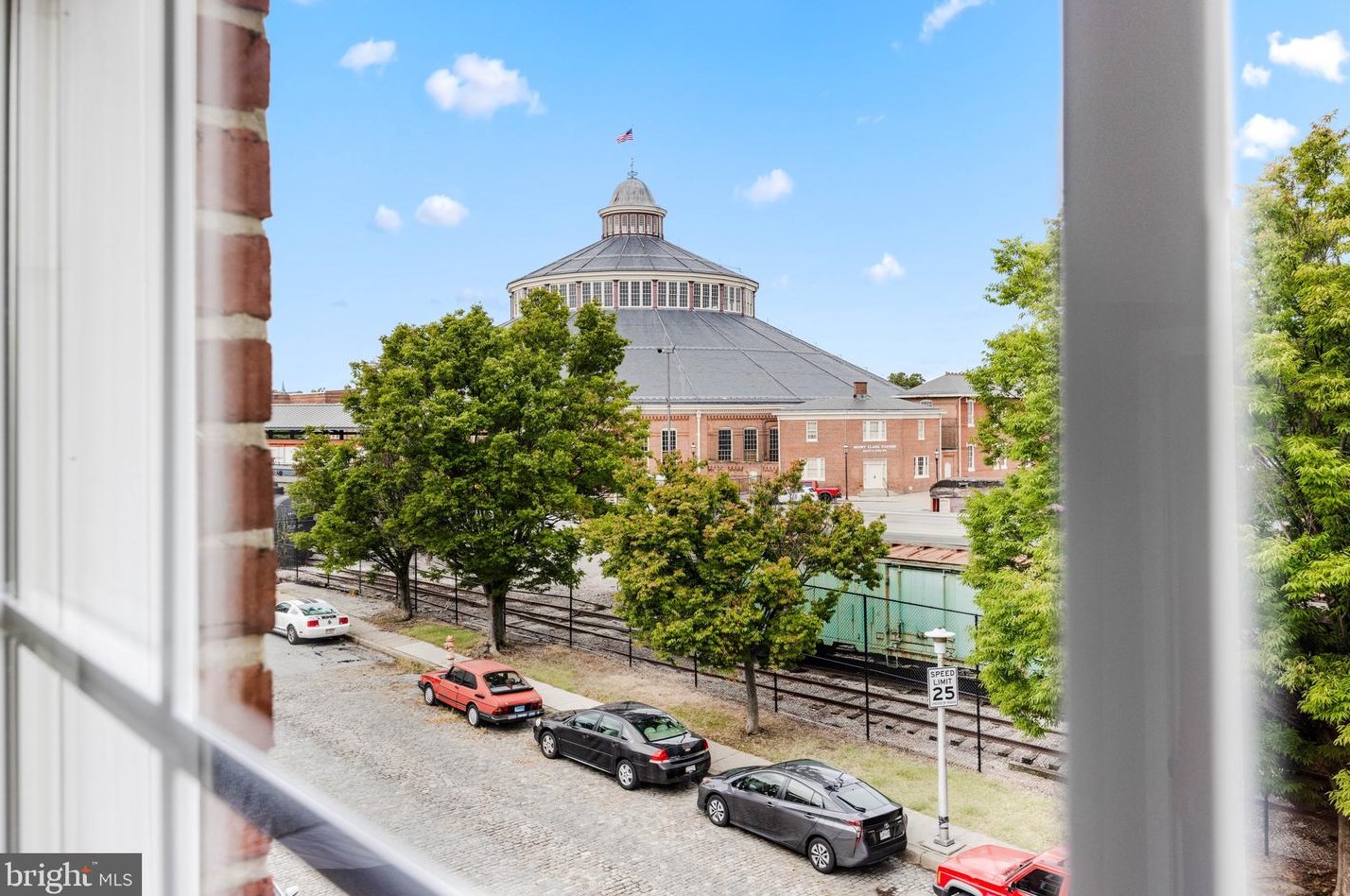 843 Mchenry St, Baltimore MD 21223-3011 exterior