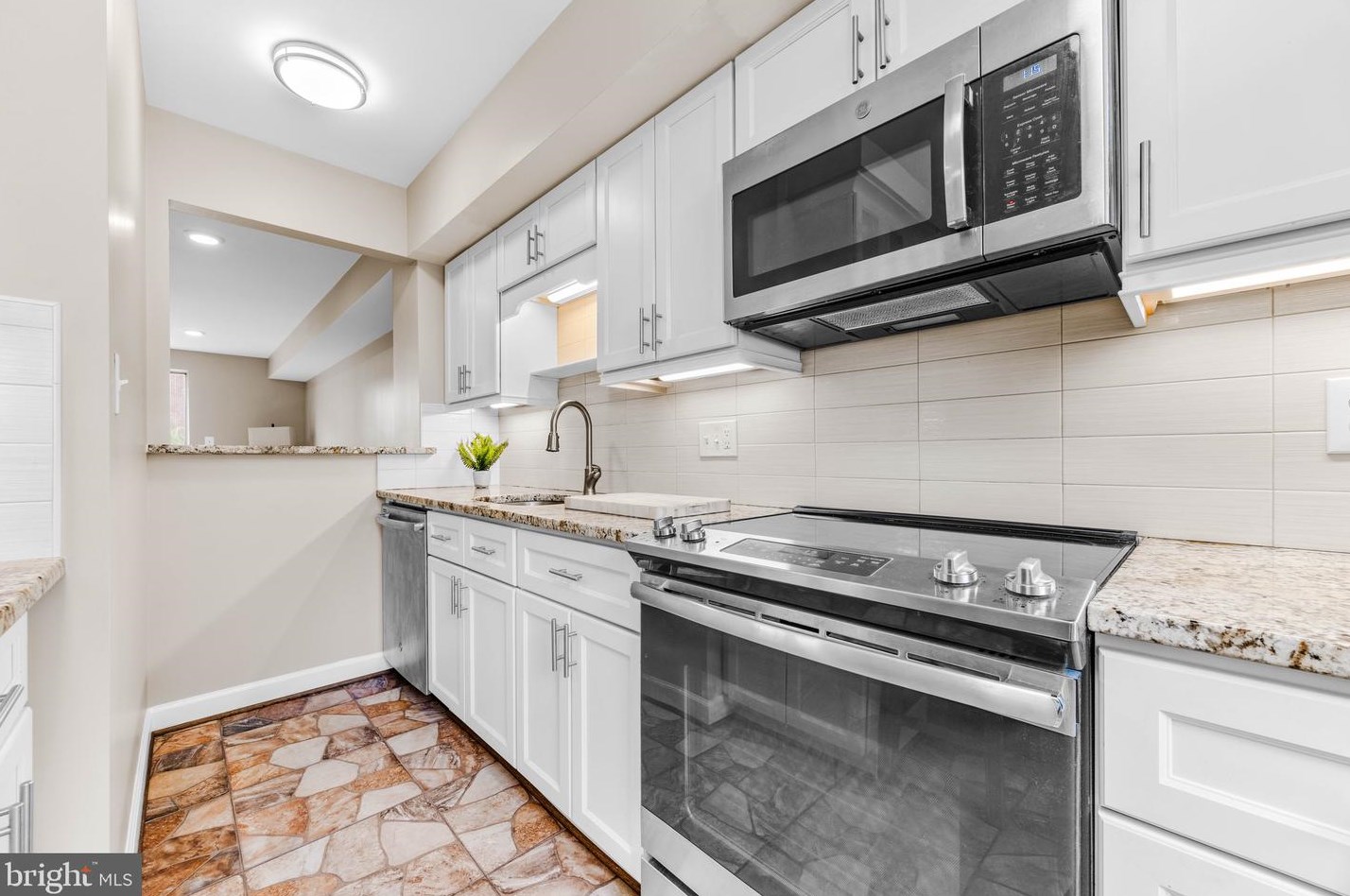 843 Mchenry St, Baltimore MD 21223-3011 exterior