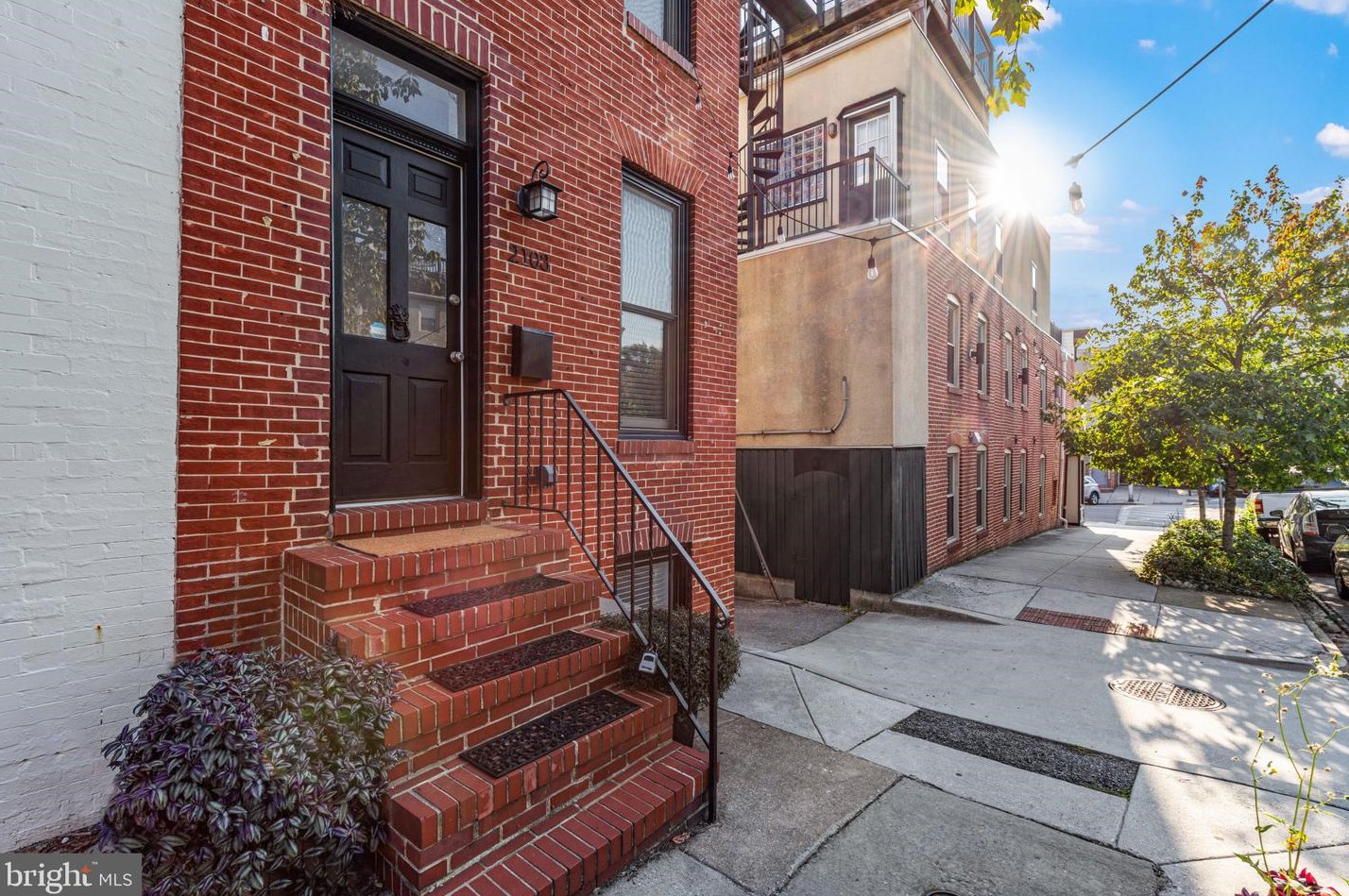 2103 Gough St, Baltimore MD  21231-2631 exterior
