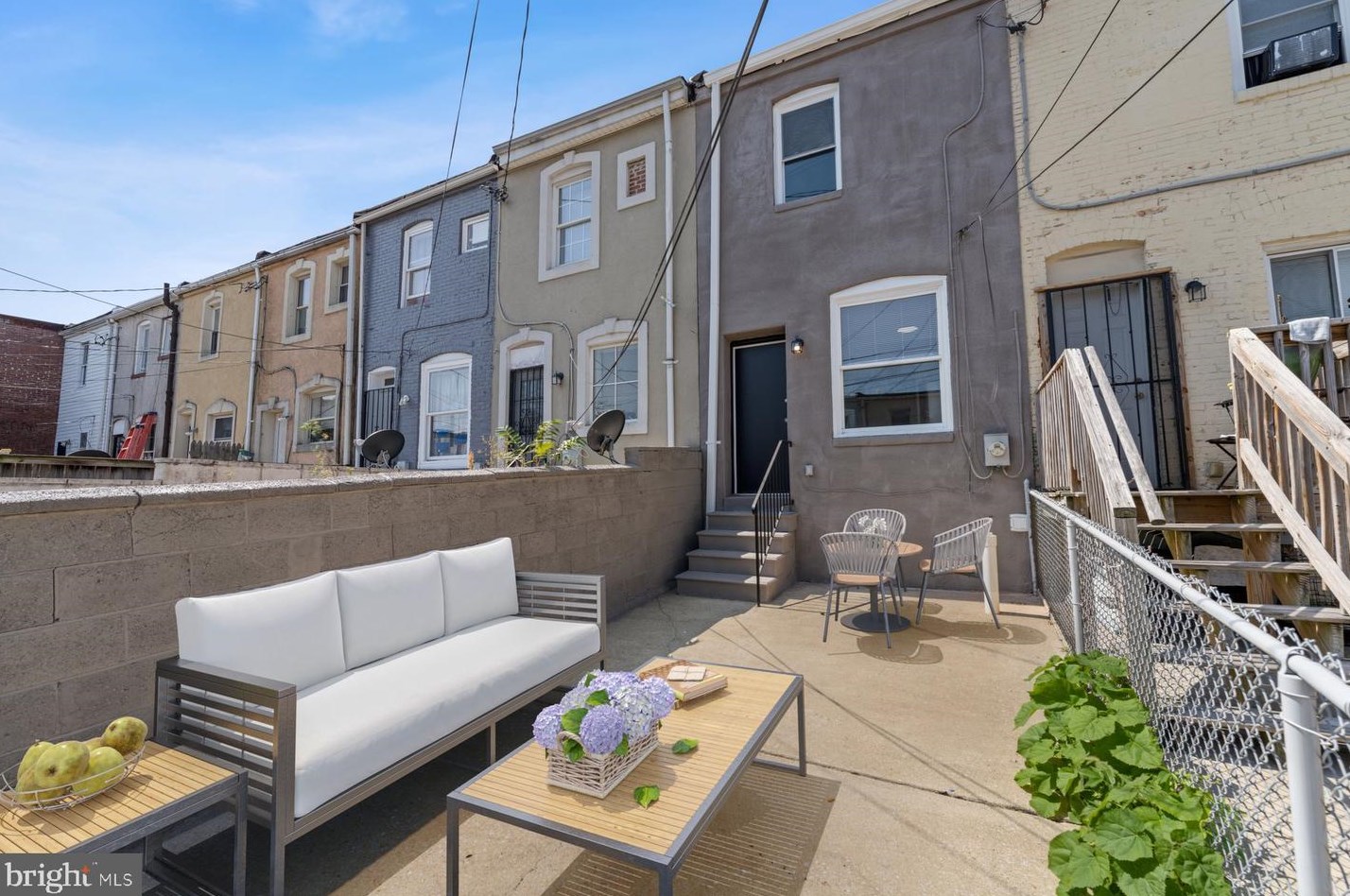 215 Rose St, Baltimore MD 21224-1123 exterior