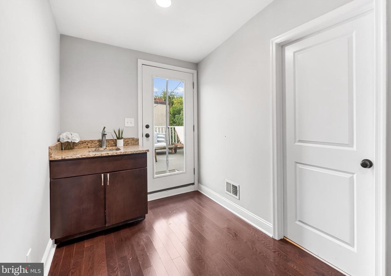 1728 Gough St, Baltimore MD  21231-2637 exterior