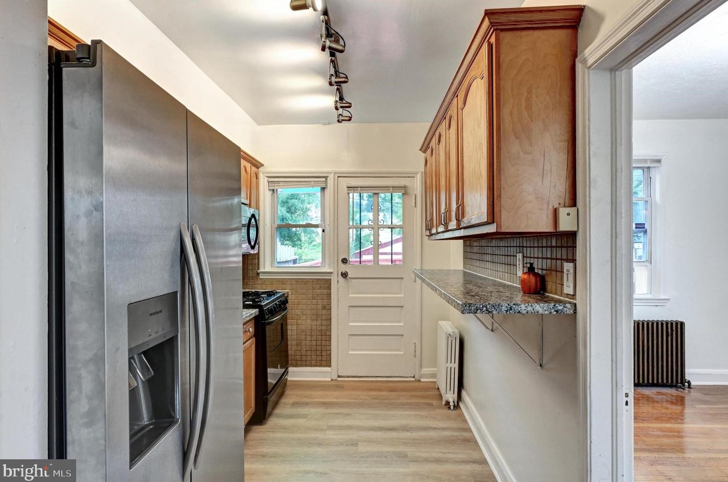 5666 Kavon Ave, Baltimore MD  21206-3626 exterior