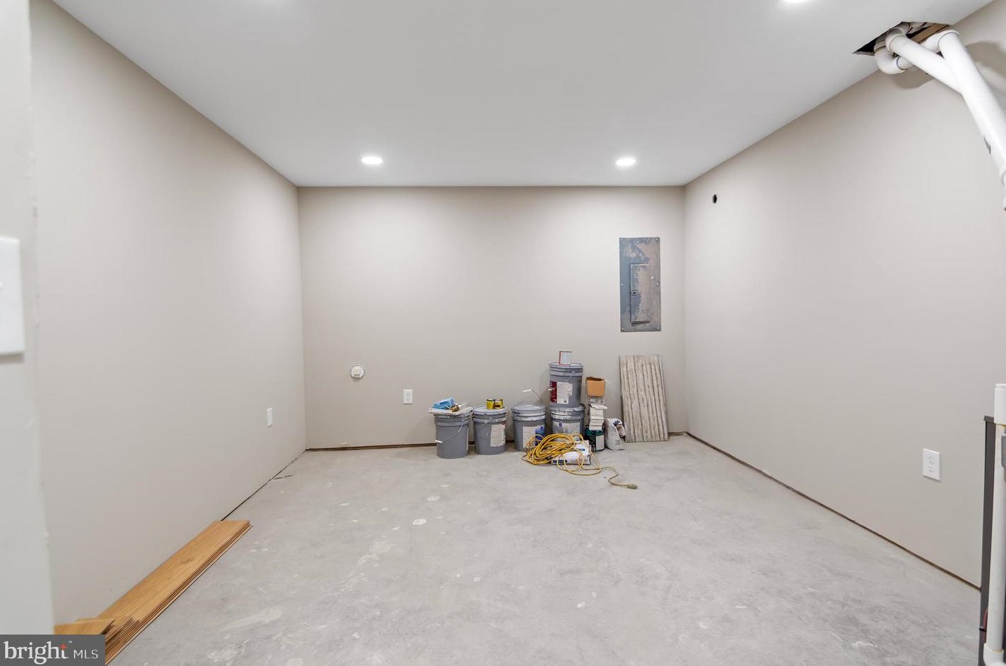 702 Eaton St, Baltimore MD  21224-4315 exterior