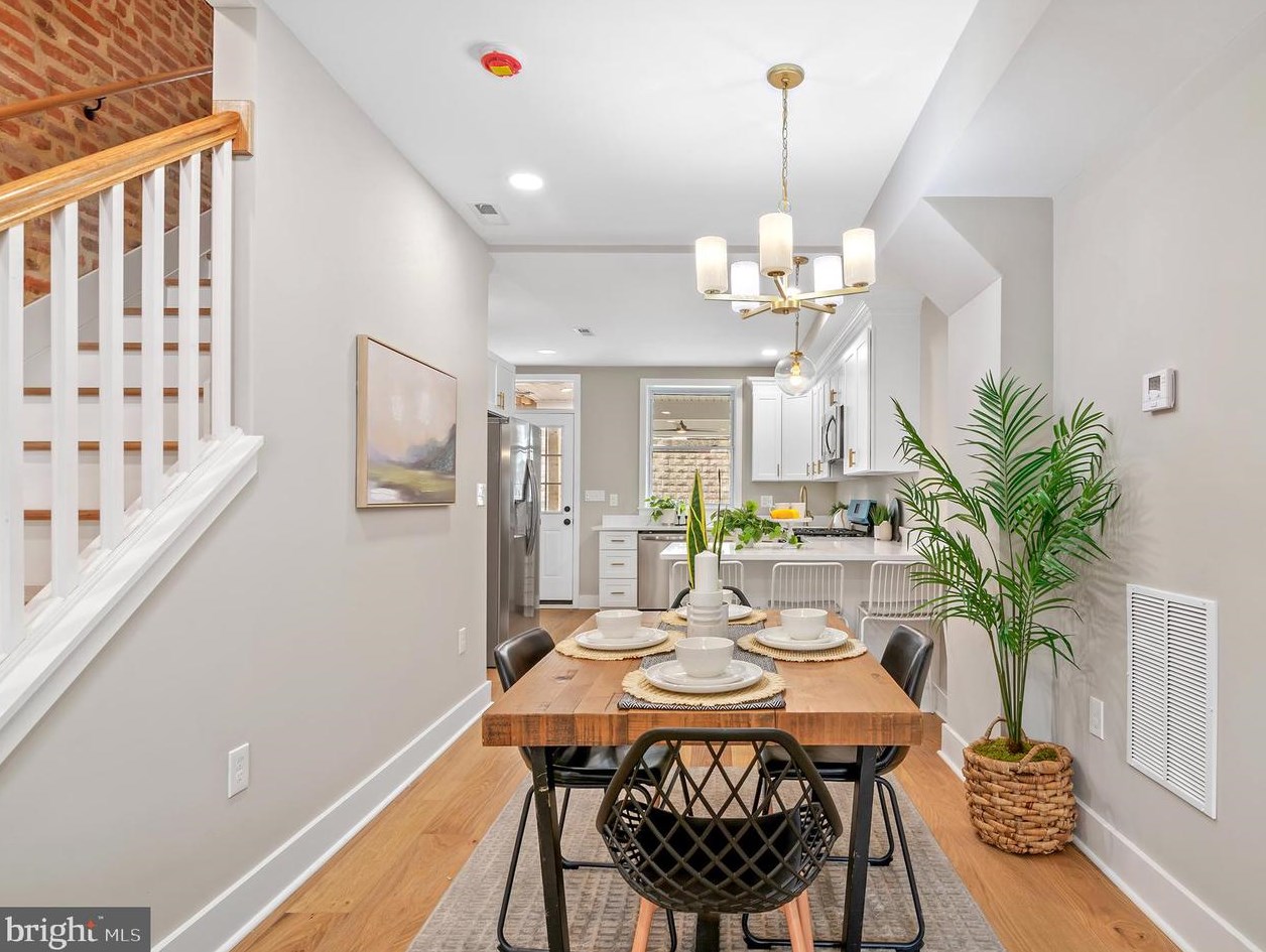 702 Eaton St, Baltimore MD  21224-4315 exterior