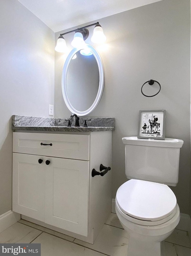 2527 Fleet St, Baltimore MD  21224-3707 exterior