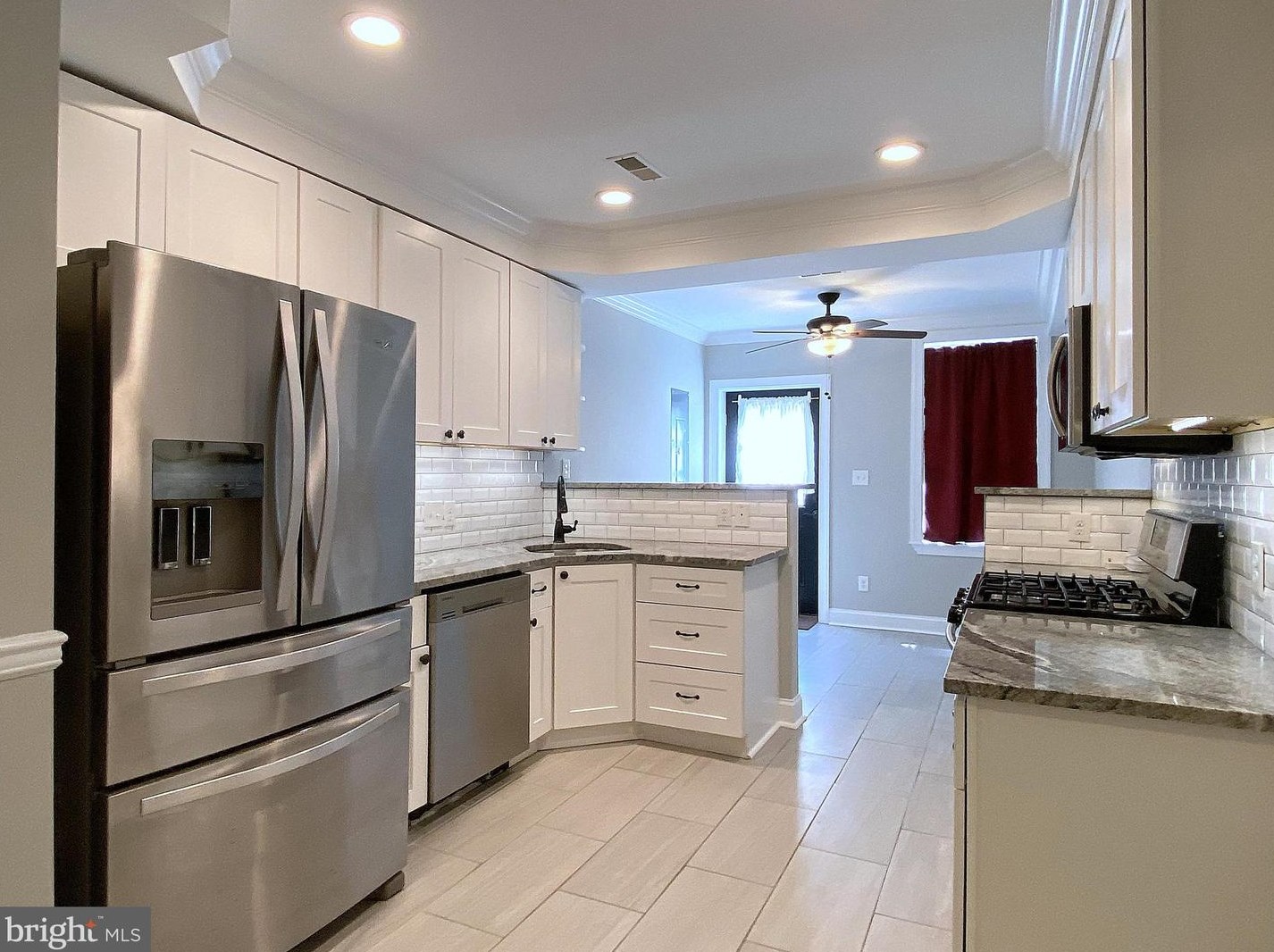 2527 Fleet St, Baltimore MD  21224-3707 exterior