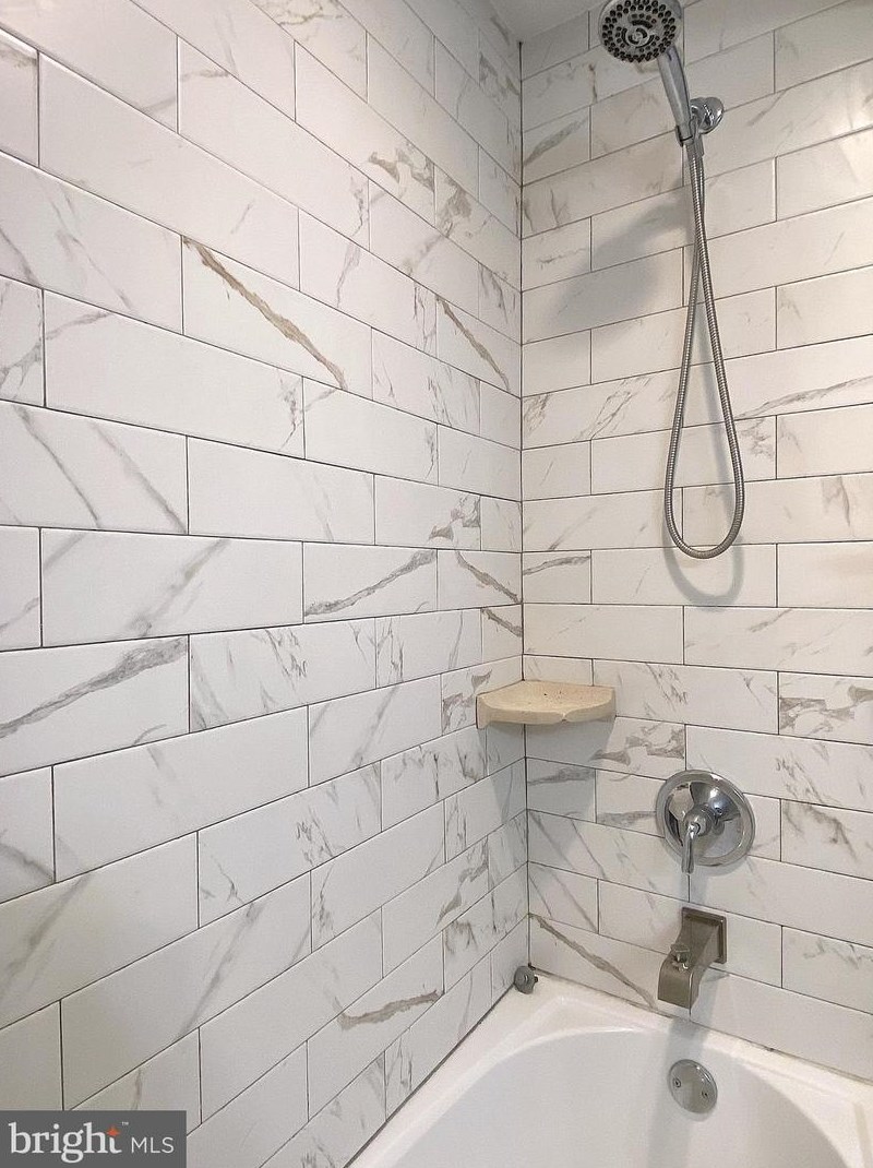 2527 Fleet St, Baltimore MD  21224-3707 exterior