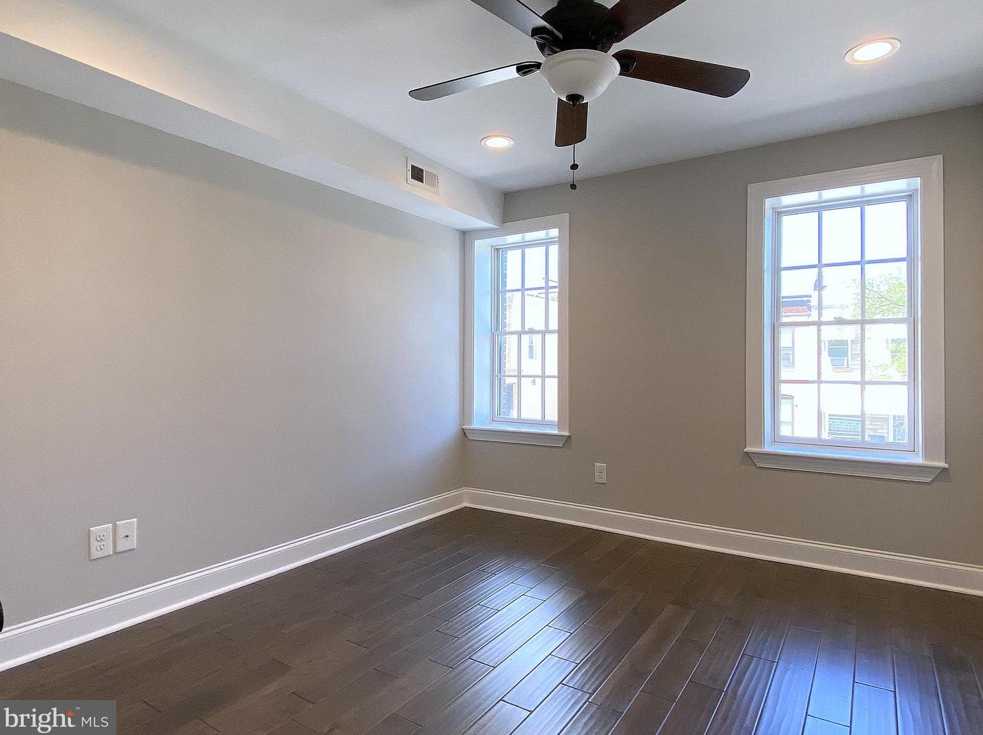 2527 Fleet St, Baltimore MD  21224-3707 exterior