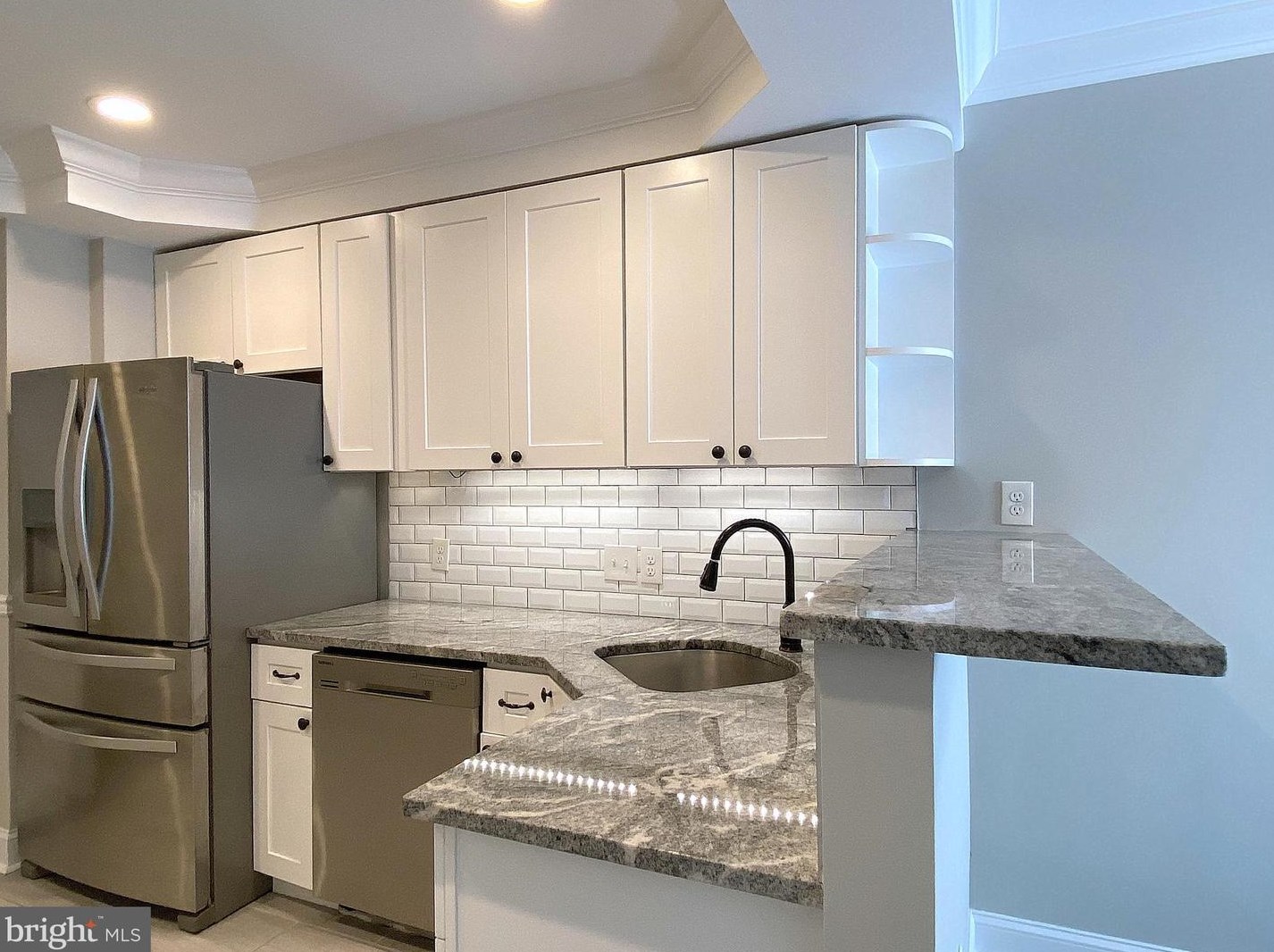 2527 Fleet St, Baltimore MD  21224-3707 exterior